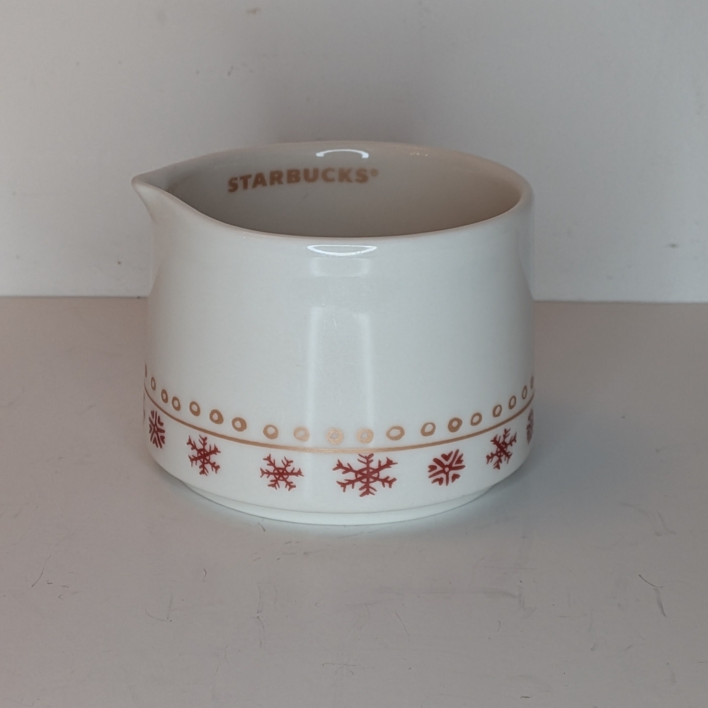 Starbucks Holiday Creamer Snowflakes Design Eggnog 2016 5 Oz.